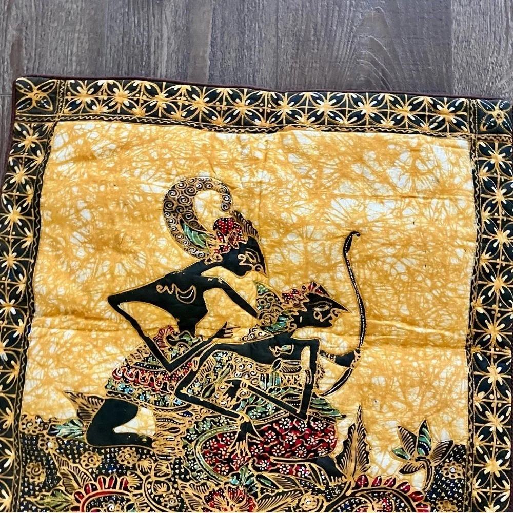 Intricate Yellow and Black Decor pillow cover 25/25 inches
